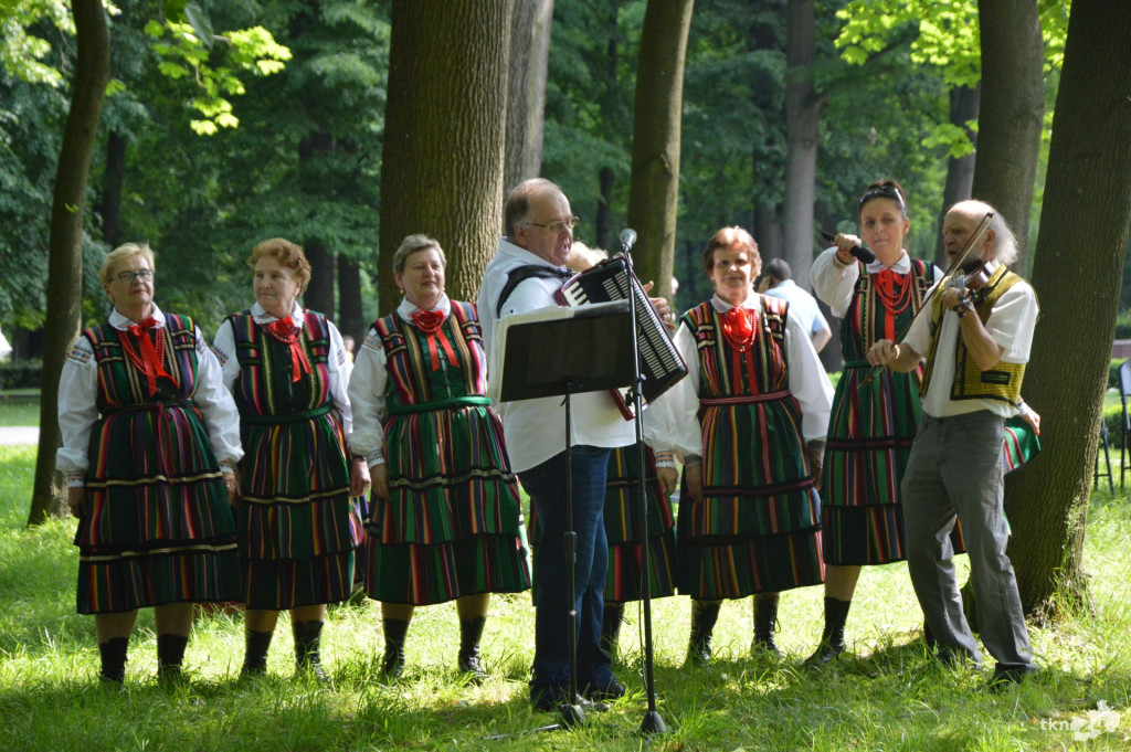 `Jak nie czytam, jak czytam`. Udany happening w klimatach folkloru [zdjęcia, wideo]