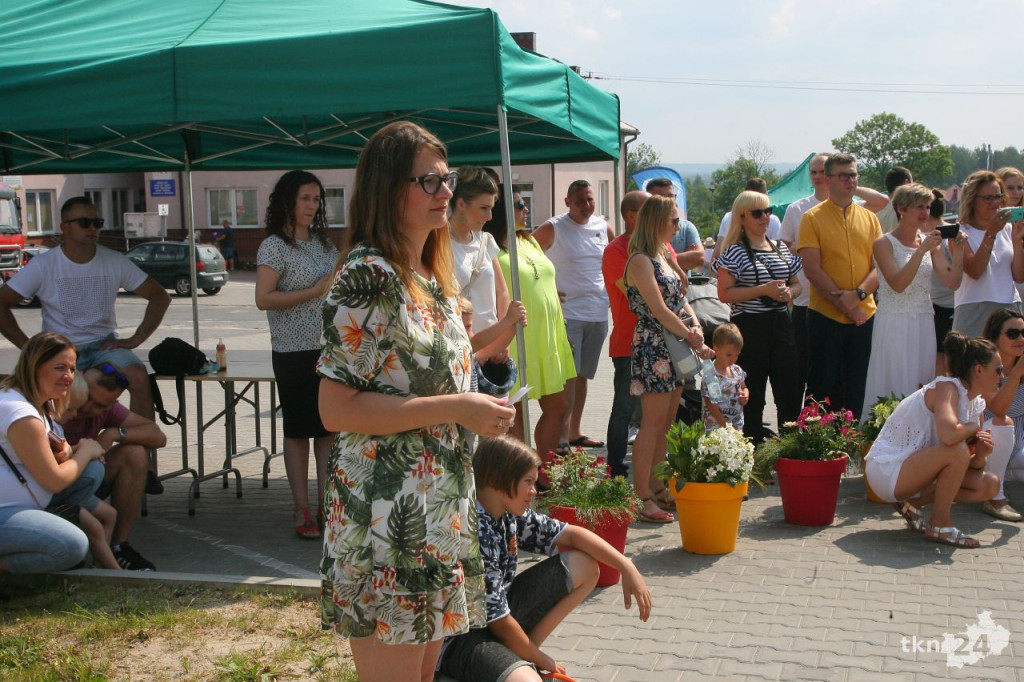 Smyków: Festyn przy przedszkolu i poświęcenie budynku [wideo, zdjęcia]