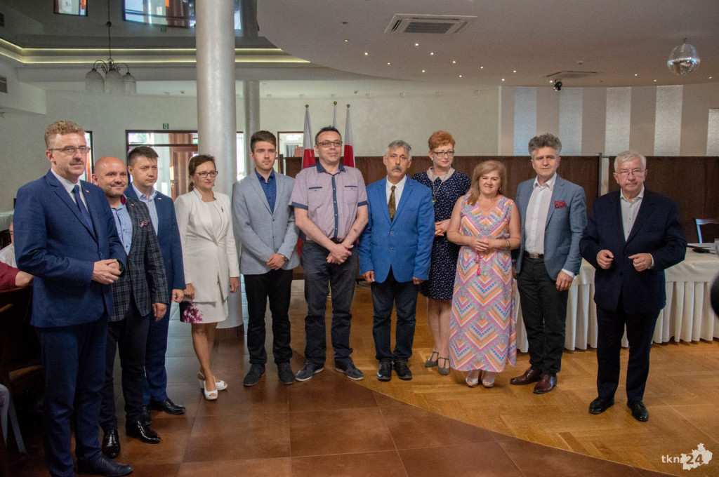 Konwencja Prawych i Solidarnych z mocnym poparciem władz! [wideo, zdjęcia]