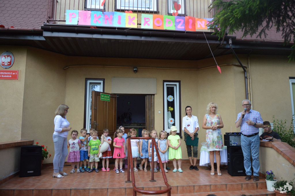 Kolorowy piknik rodzinny w Przedszkolu nr 1 [zdjęcia]