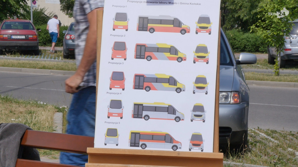 Gmina zaprezentowała miejskie autobusy. Wciąż można zdecydować o ich kolorystyce [wideo, zdjęcia]