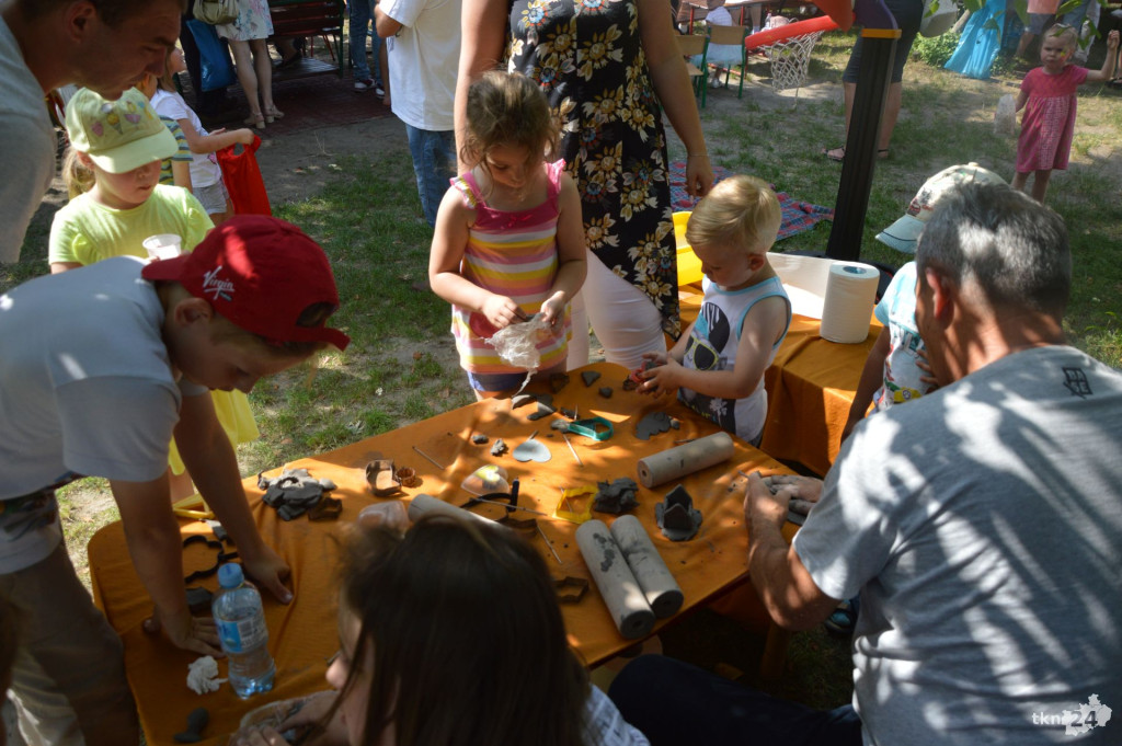 Kolorowy piknik rodzinny w Przedszkolu nr 1 [zdjęcia]