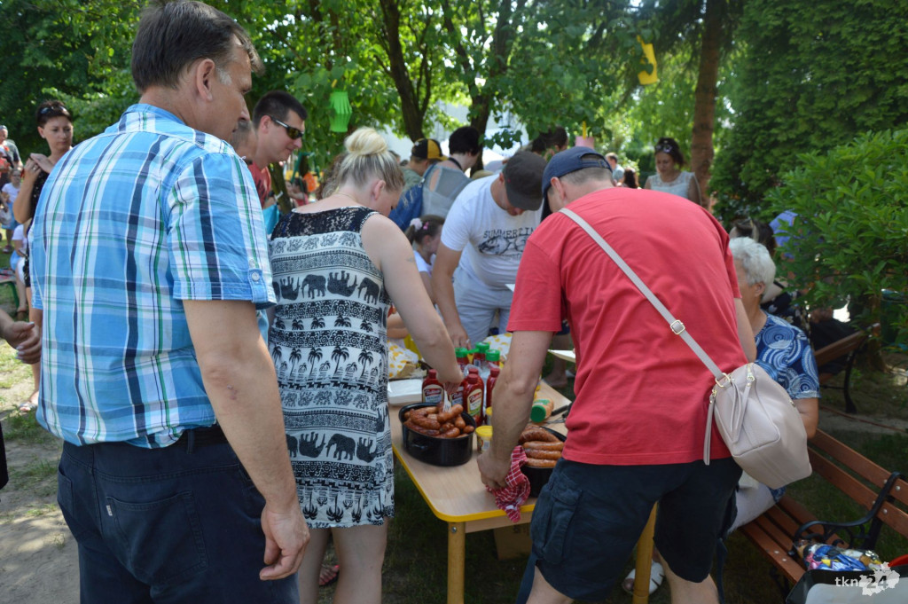 Kolorowy piknik rodzinny w Przedszkolu nr 1 [zdjęcia]