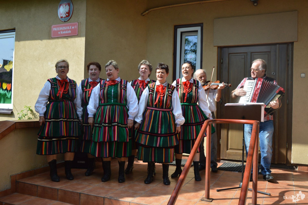 Kolorowy piknik rodzinny w Przedszkolu nr 1 [zdjęcia]