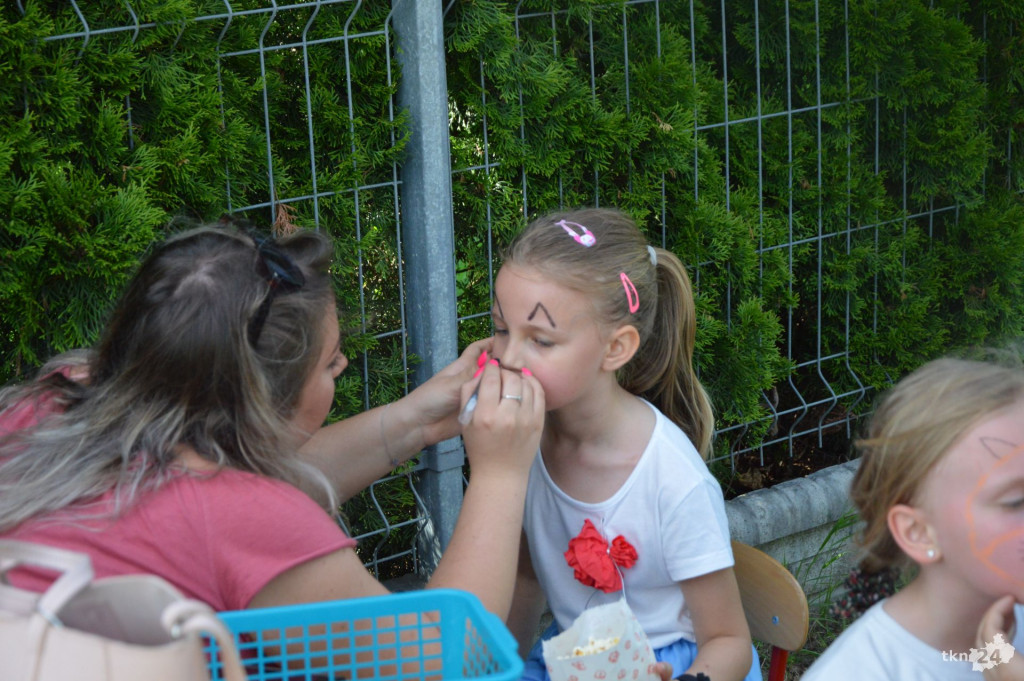 Kolorowy piknik rodzinny w Przedszkolu nr 1 [zdjęcia]