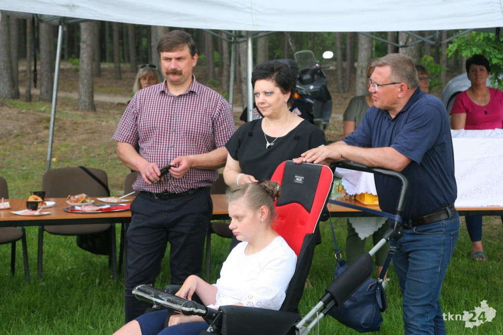 Integracyjna zabawa mieszkańców Nieświnia [wideo, zdjęcia]