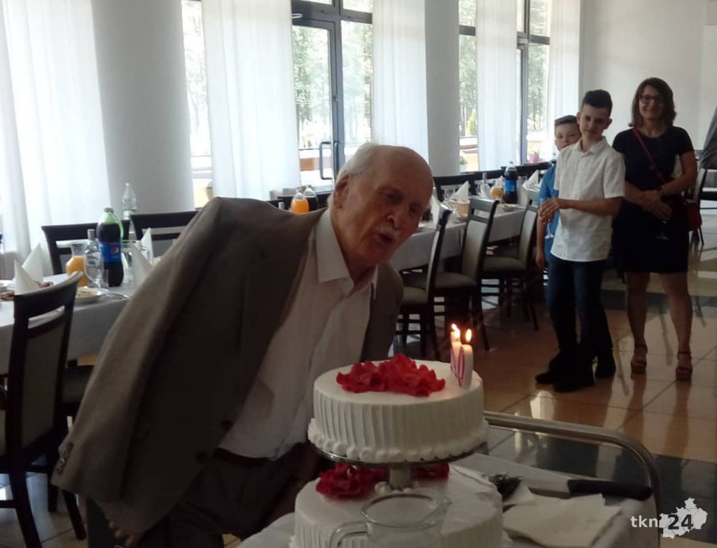 Zygmunt Dzwonnik w znakomitej formie dożył stu lat! [wideo, zdjęcia]