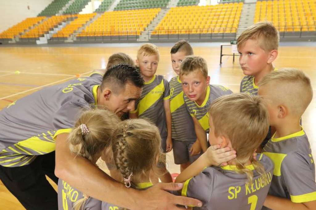 Mała szkoła z Kłucka w wielkim finale prestiżowego turnieju! [zdjęcia]