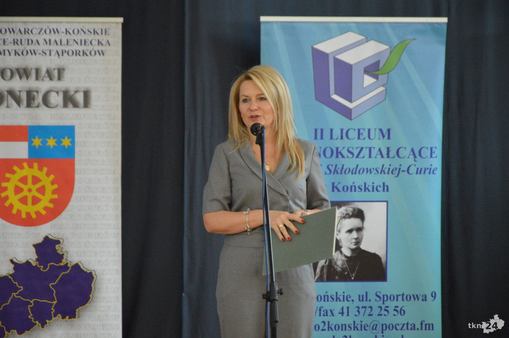 Rozdano stypendia dla uczniów szkół ponadgimnazjalnych [zdjęcia, wideo]