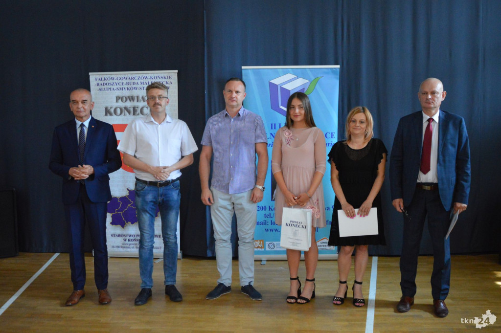 Rozdano stypendia dla uczniów szkół ponadgimnazjalnych [zdjęcia, wideo]