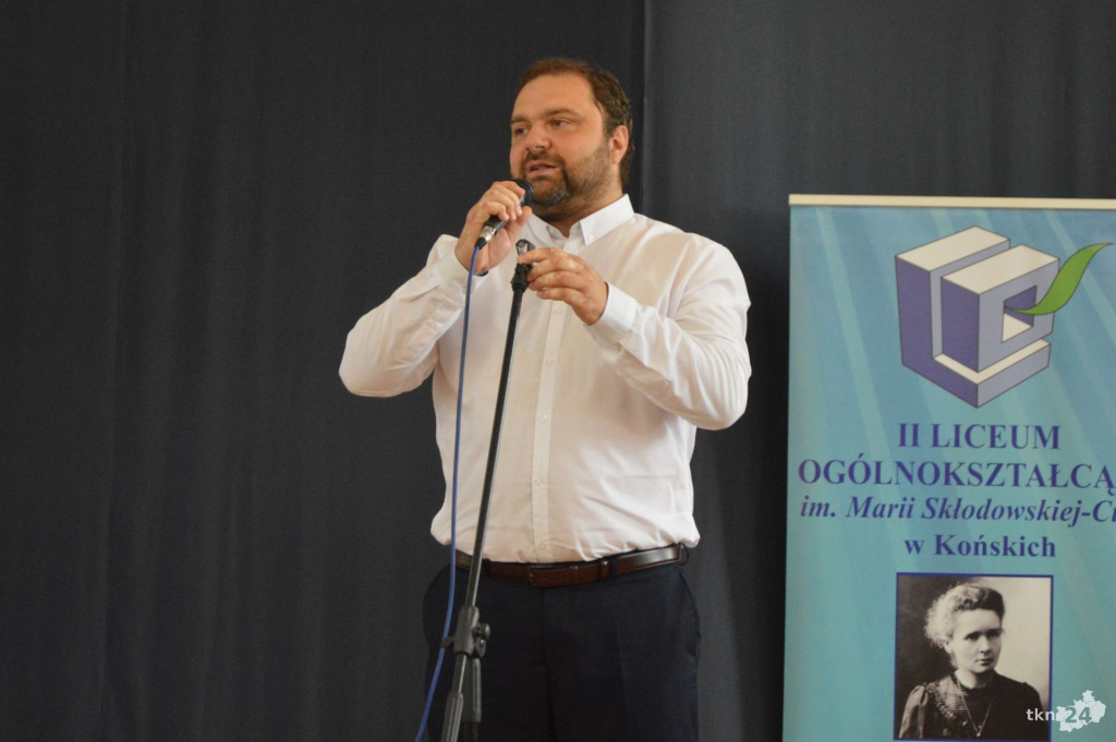 Uczniowie mają już wakacje! Z kamerą odwiedziliśmy nasze szkoły [wideo, zdjęcia]