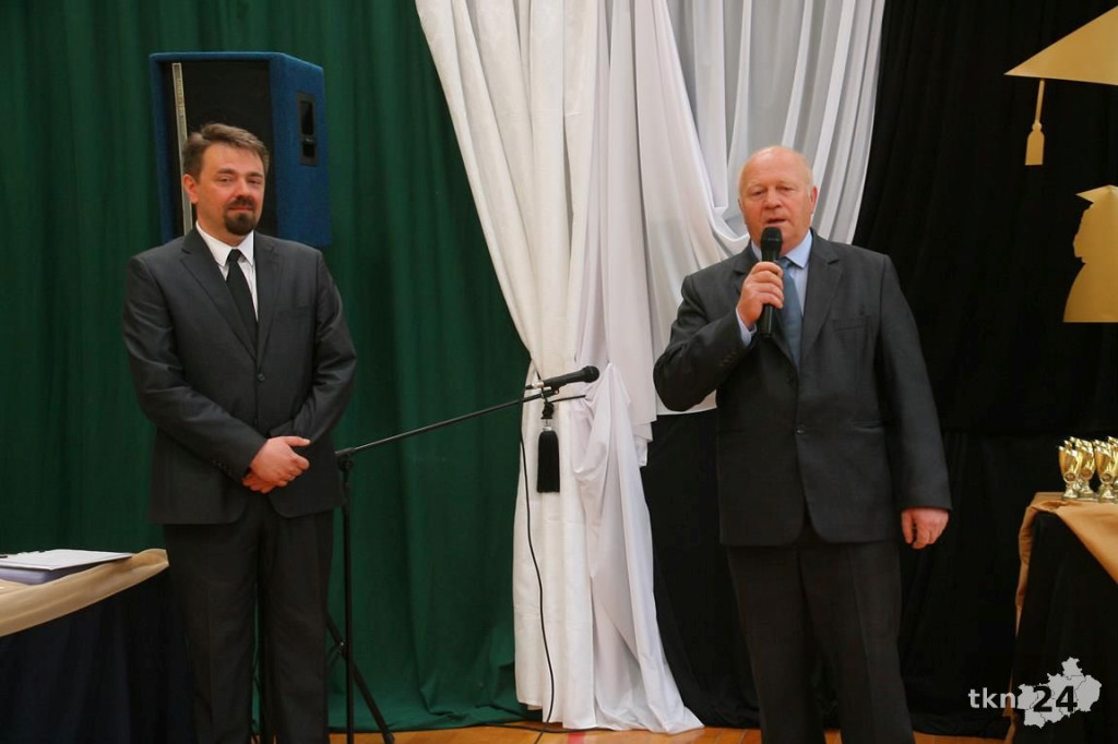 Uczniowie mają już wakacje! Z kamerą odwiedziliśmy nasze szkoły [wideo, zdjęcia]