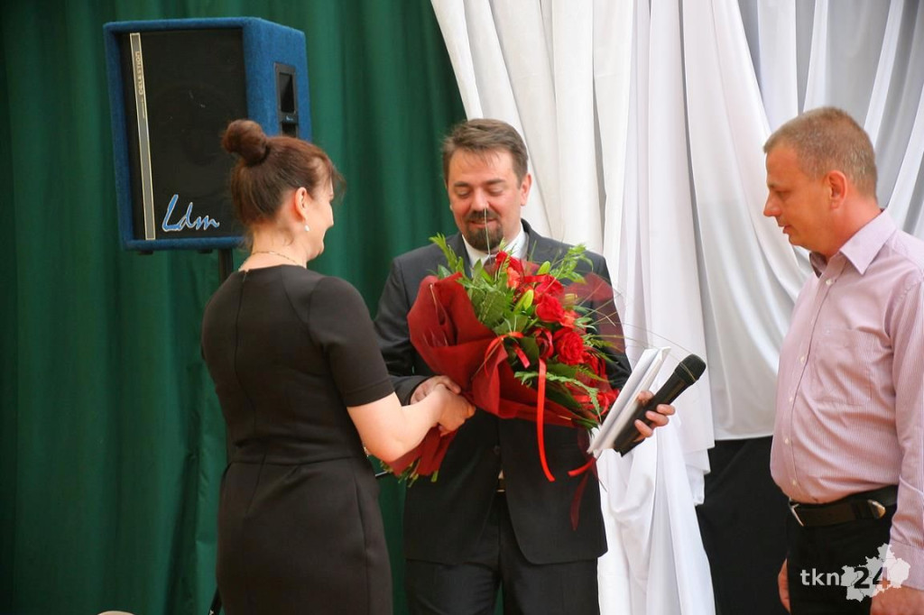 Uczniowie mają już wakacje! Z kamerą odwiedziliśmy nasze szkoły [wideo, zdjęcia]