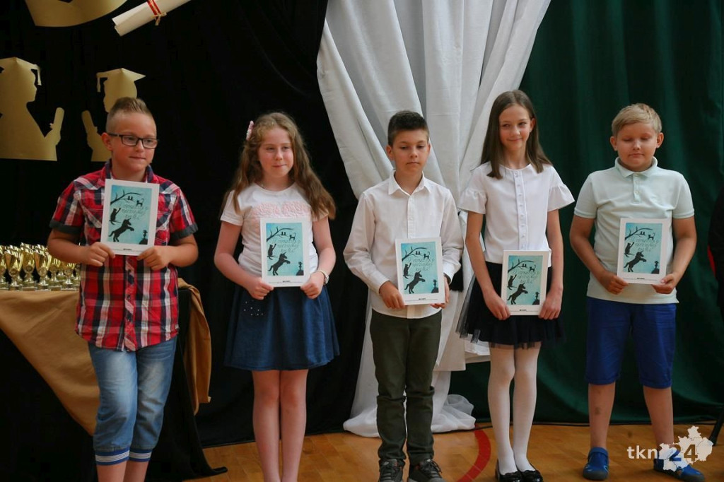 Uczniowie mają już wakacje! Z kamerą odwiedziliśmy nasze szkoły [wideo, zdjęcia]