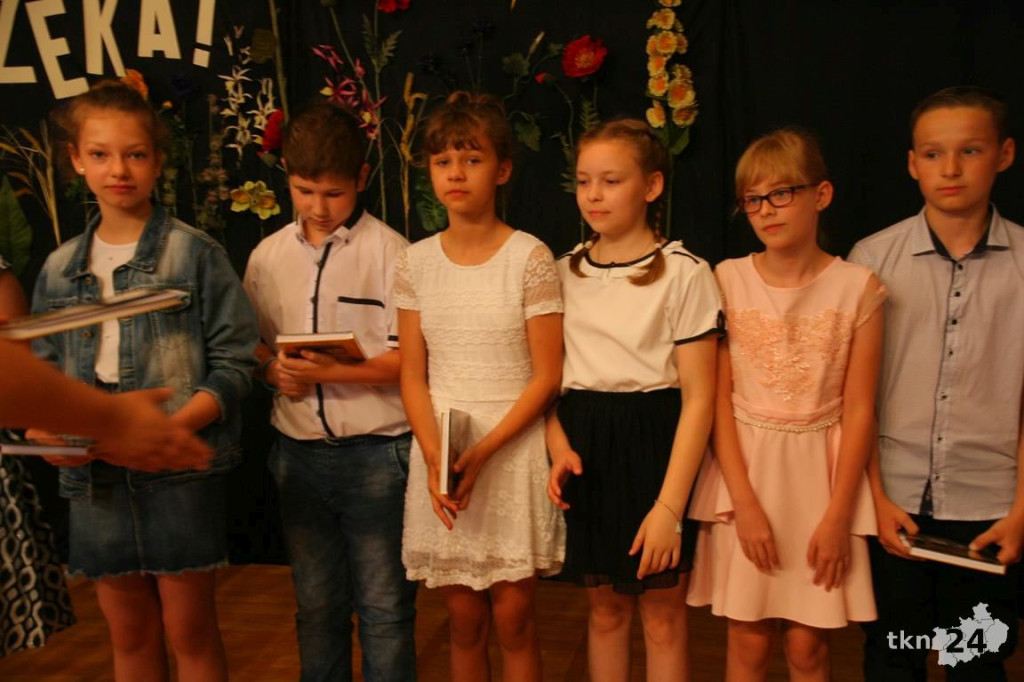 Uczniowie mają już wakacje! Z kamerą odwiedziliśmy nasze szkoły [wideo, zdjęcia]