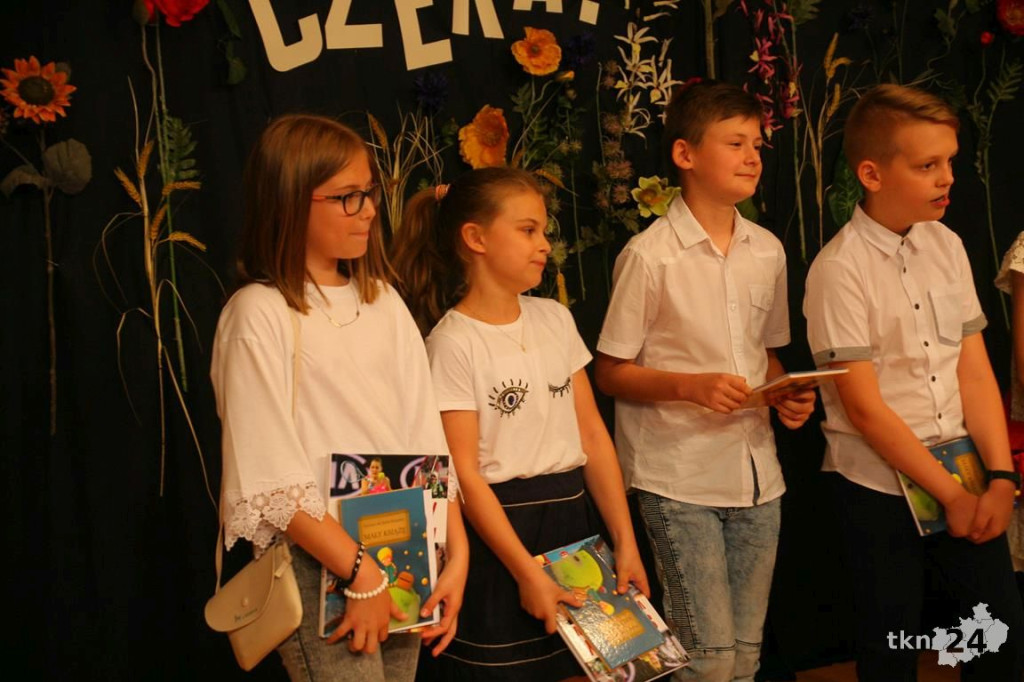 Uczniowie mają już wakacje! Z kamerą odwiedziliśmy nasze szkoły [wideo, zdjęcia]