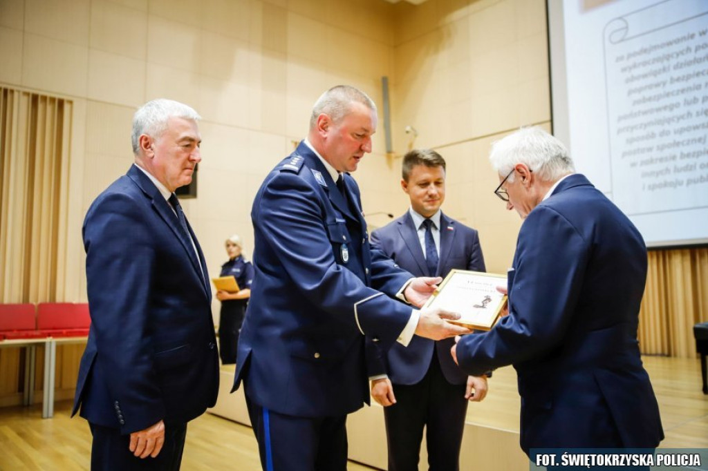 Nagrody bezpieczeństwa dla powiatu, Rudy Malenieckiej i Stąporkowa!