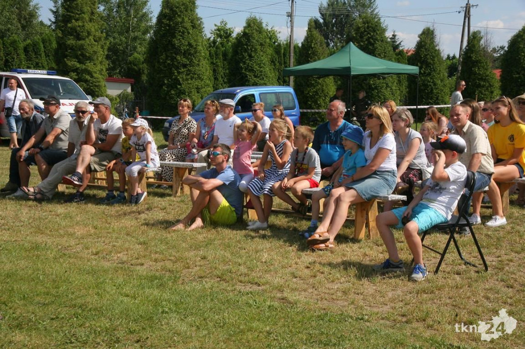 Fotorelacja: Trwa parafialny piknik. Wieczorem koncert Maleo Reggae Rockers