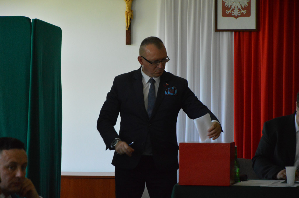 Zmiany! Starosta Piec, wice Skowron, Kowalczyk przewodniczącym! [WIDEO]