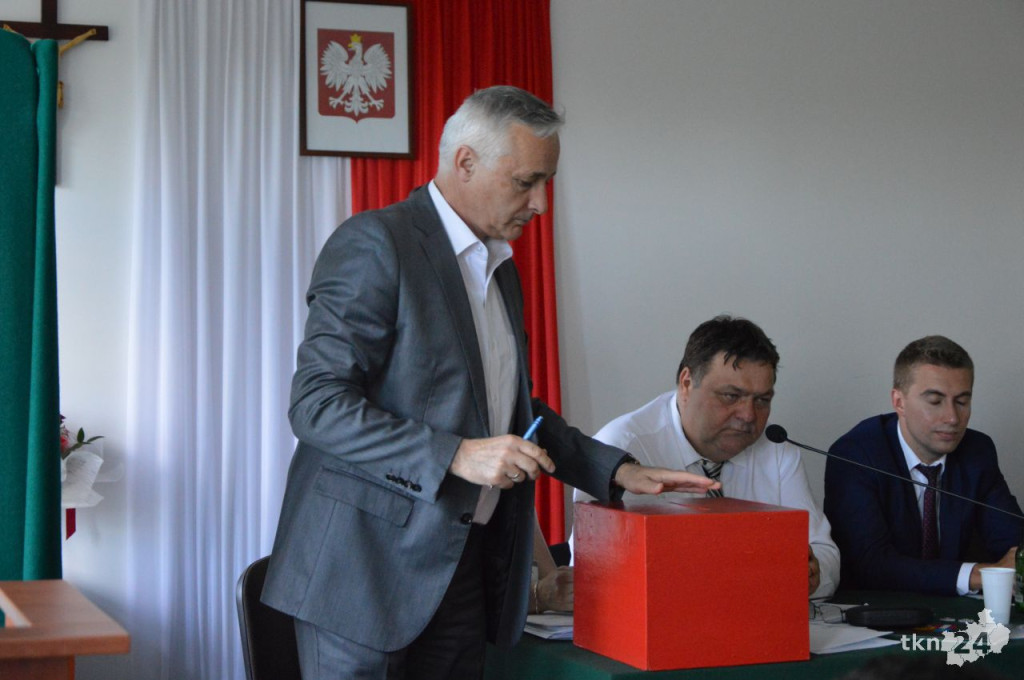 Zmiany! Starosta Piec, wice Skowron, Kowalczyk przewodniczącym! [WIDEO]