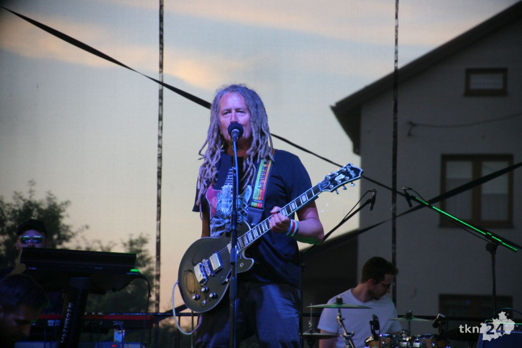 WIDEO: Piknik parafialny i koncert Maleo Reggae Rockers