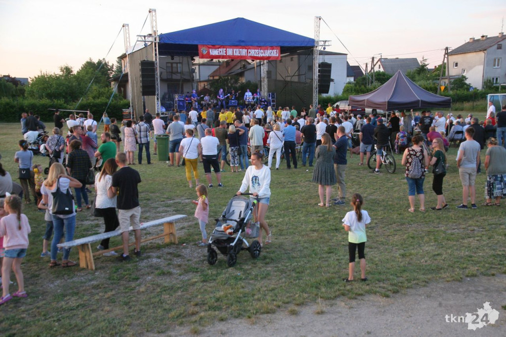 WIDEO: Piknik parafialny i koncert Maleo Reggae Rockers