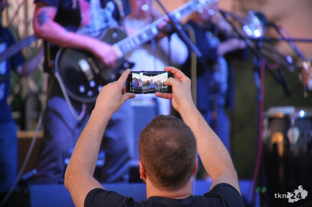 WIDEO: Piknik parafialny i koncert Maleo Reggae Rockers