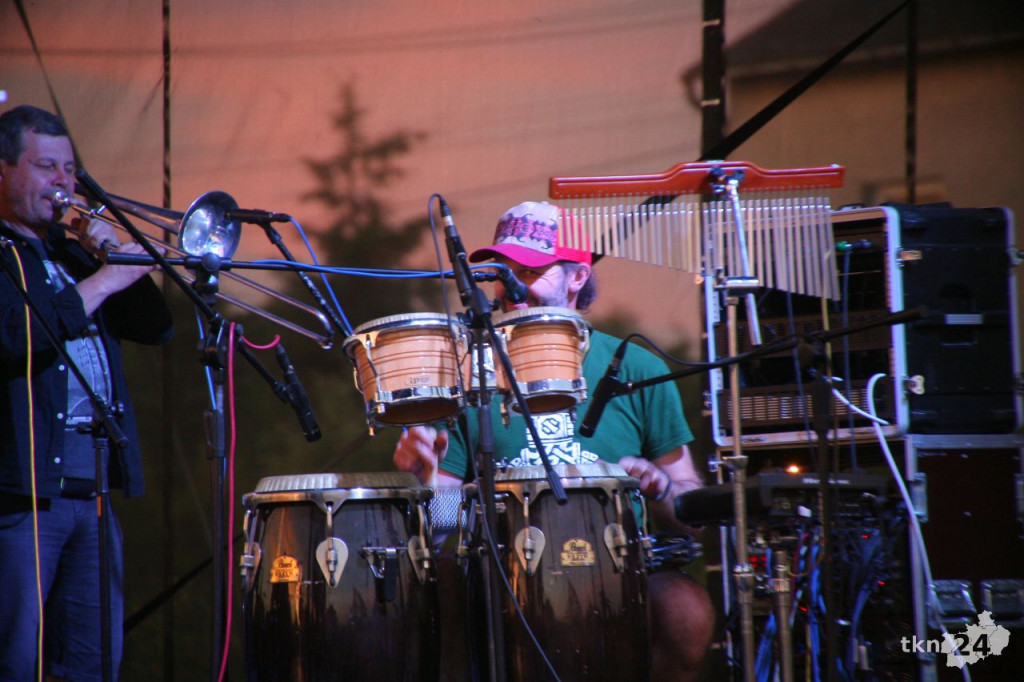 WIDEO: Piknik parafialny i koncert Maleo Reggae Rockers