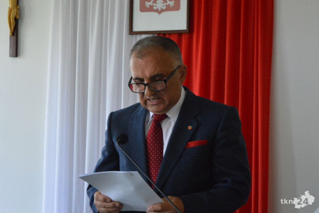 NA ŻYWO: Grzegorz Piec starostą koneckim! Skowron wicestarostą. Zbigniew Kowalczyk szefem rady
