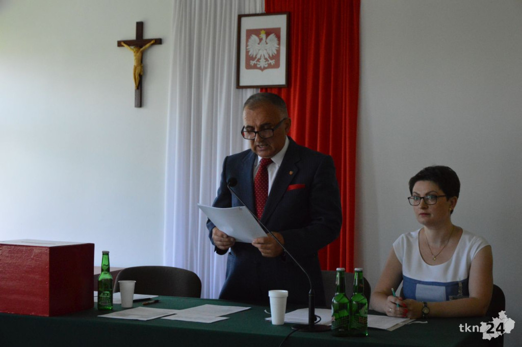 NA ŻYWO: Grzegorz Piec starostą koneckim! Skowron wicestarostą. Zbigniew Kowalczyk szefem rady
