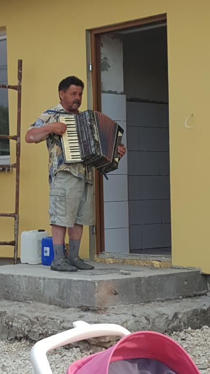 Społecznie niemal na nowo zbudowali świetlicę! [wideo, zdjęcia]