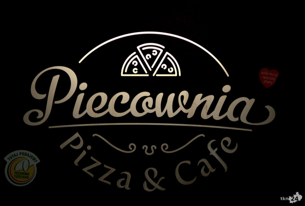 Muzyczne klasyki w wykonaniu Back to Blues w koneckiej Piecowni [wideo, zdjęcia]
