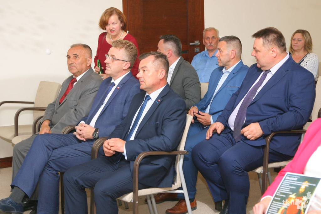 Nagrody i historia zdominowały pierwszy dzień Kuźnic Koneckich 2019 [wideo, zdjęcia]
