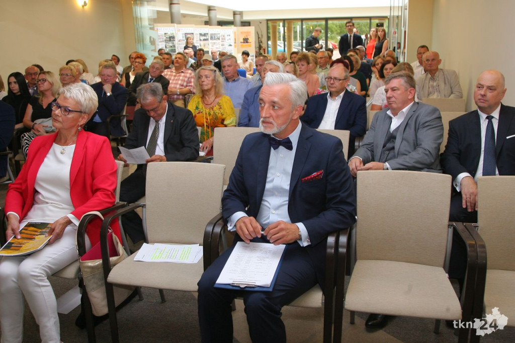 Nagrody i historia zdominowały pierwszy dzień Kuźnic Koneckich 2019 [wideo, zdjęcia]
