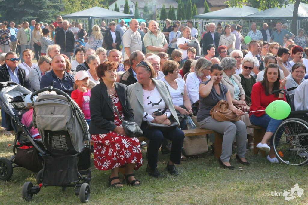 Rodziny dla rodzin w Stąporkowie. Fotorelacja z charytatywnego pikniku