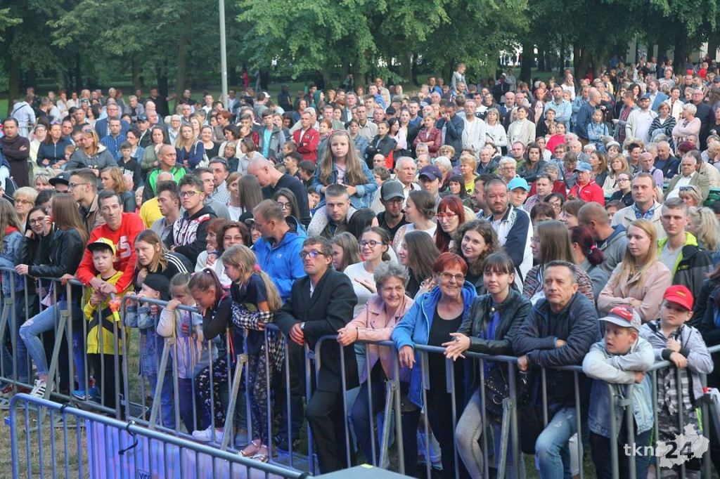 Relacja wideo: Drugi dzień Kuźnic Koneckich z koncertem Kombii!