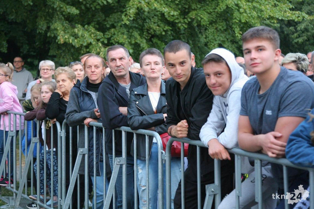 Relacja wideo: Drugi dzień Kuźnic Koneckich z koncertem Kombii!