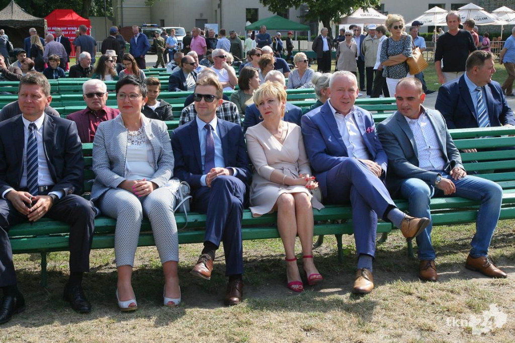 Relacja wideo: Drugi dzień Kuźnic Koneckich z koncertem Kombii!