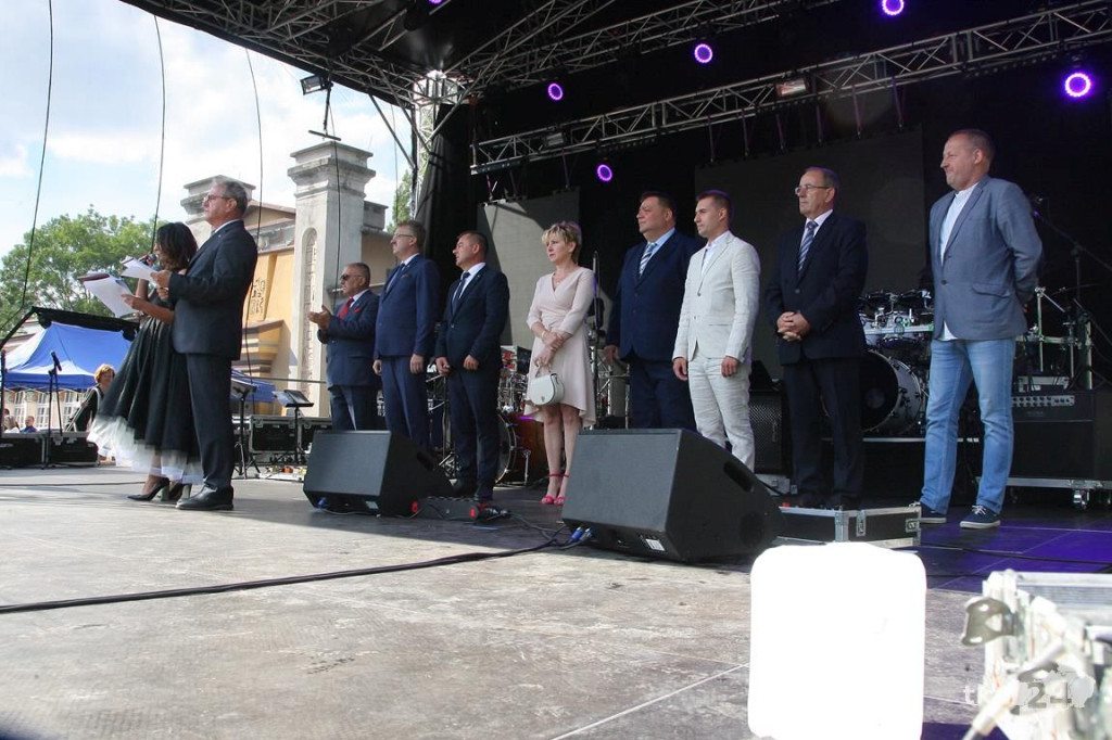 Relacja wideo: Drugi dzień Kuźnic Koneckich z koncertem Kombii!