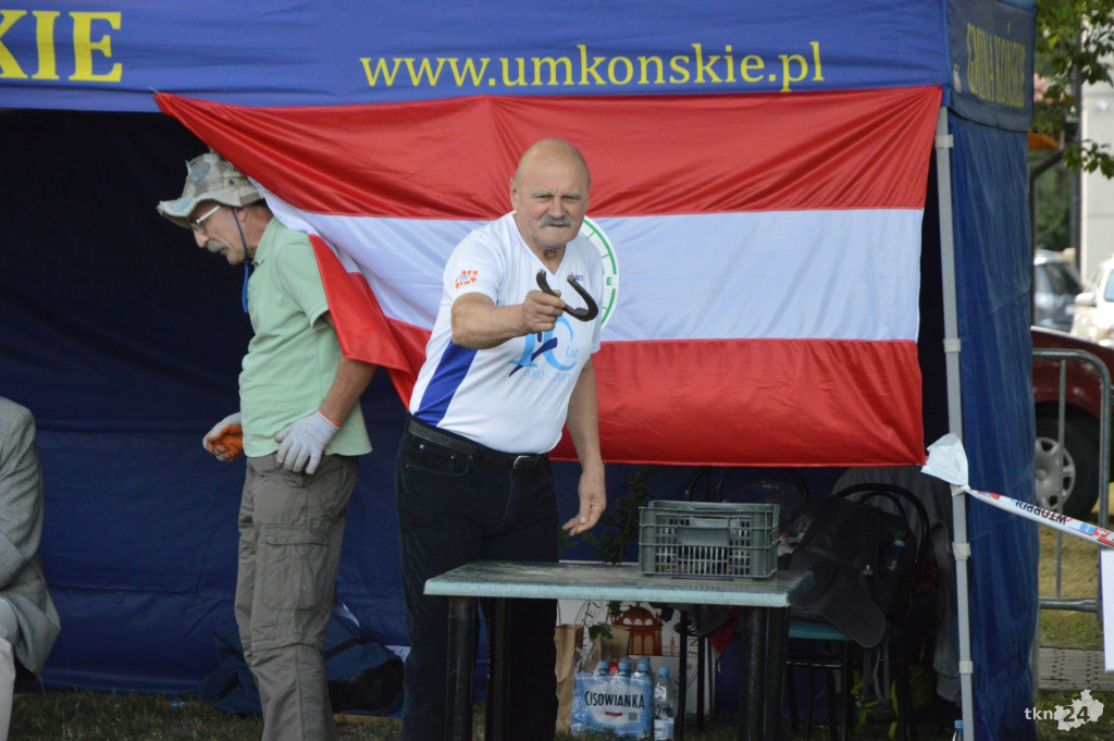 Relacja wideo: Drugi dzień Kuźnic Koneckich z koncertem Kombii!
