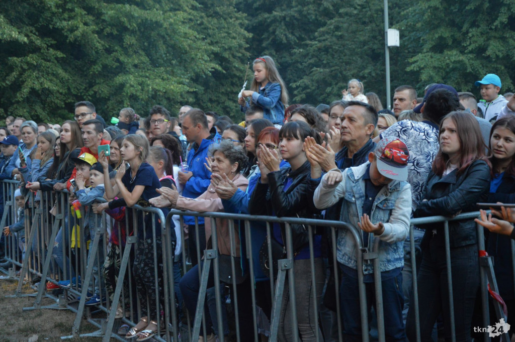 Relacja wideo: Drugi dzień Kuźnic Koneckich z koncertem Kombii!