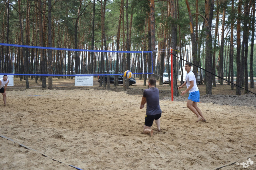 Turniej Siatkówki Plażowej w Sielpi [wideo, zdjęcia]