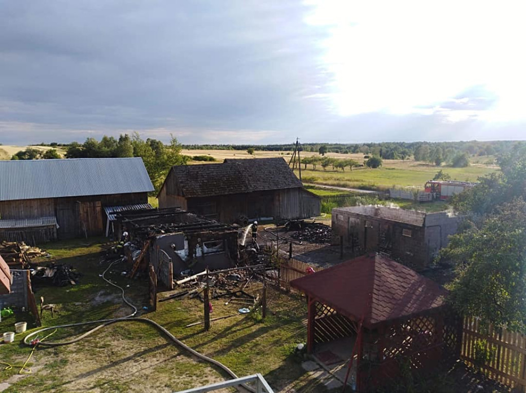 Duży pożar w Woli Szkuckiej! [zdjęcia]