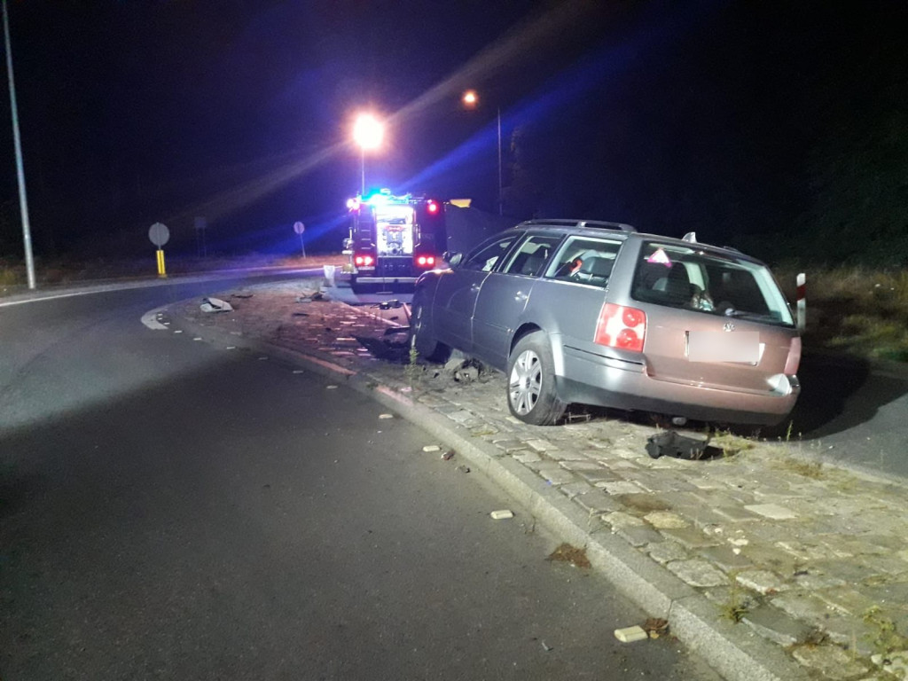 Nocna kolizja na Sielpi [zdjęcia]