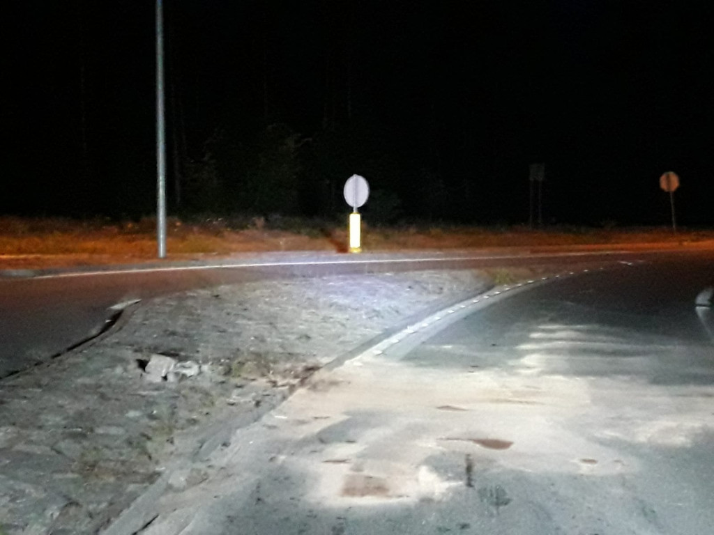 Nocna kolizja na Sielpi [zdjęcia]
