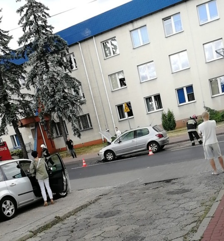 Kolizja na ulicy Krakowskiej w Końskich [zdjęcia]