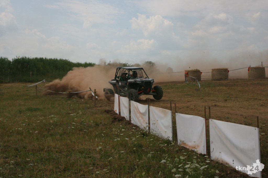 Znowu ścigano się na Polonez Gate! Za nami kolejna runda Super Rally [wideo, zdjęcia]