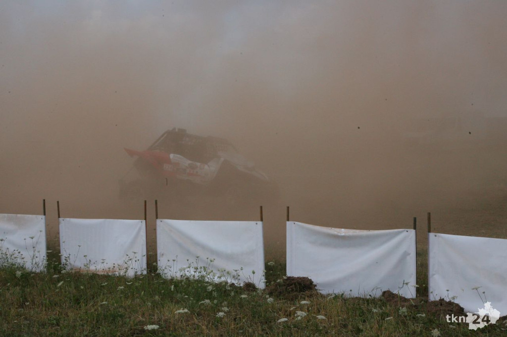 Znowu ścigano się na Polonez Gate! Za nami kolejna runda Super Rally [wideo, zdjęcia]