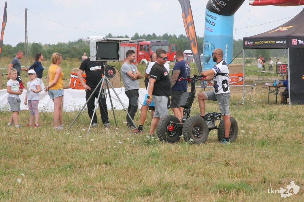 Znowu ścigano się na Polonez Gate! Za nami kolejna runda Super Rally [wideo, zdjęcia]