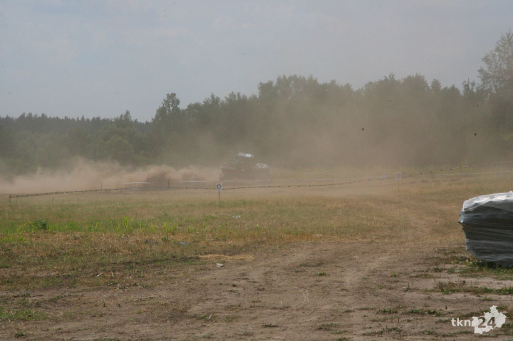 Znowu ścigano się na Polonez Gate! Za nami kolejna runda Super Rally [wideo, zdjęcia]